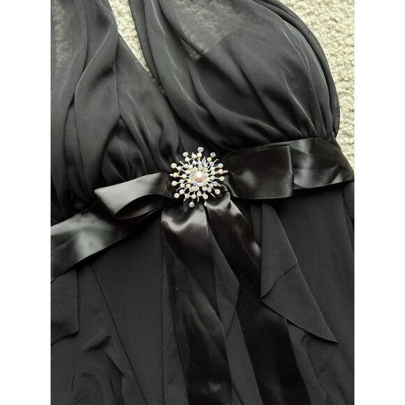 Betsy & Adam By Linda Bernell Formal Black Gown With Beaded Accent NWT SIZE 4 - Picture 3 of 6